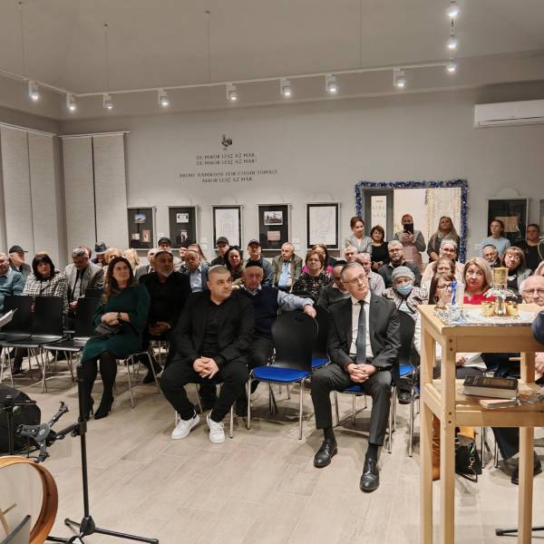 603808976_122255355422161606_8562391249439463429_n (1).jpg